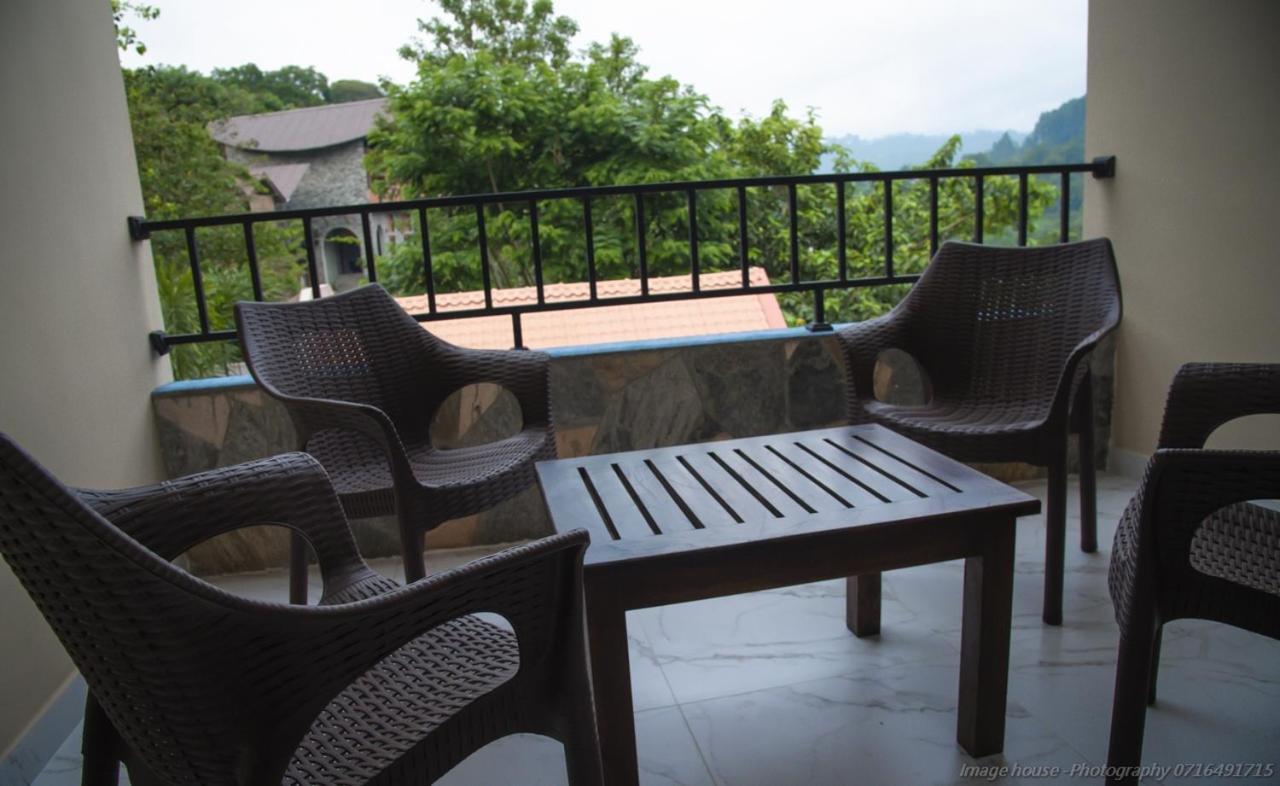 Ever Breeze Ella Hotel Dış mekan fotoğraf