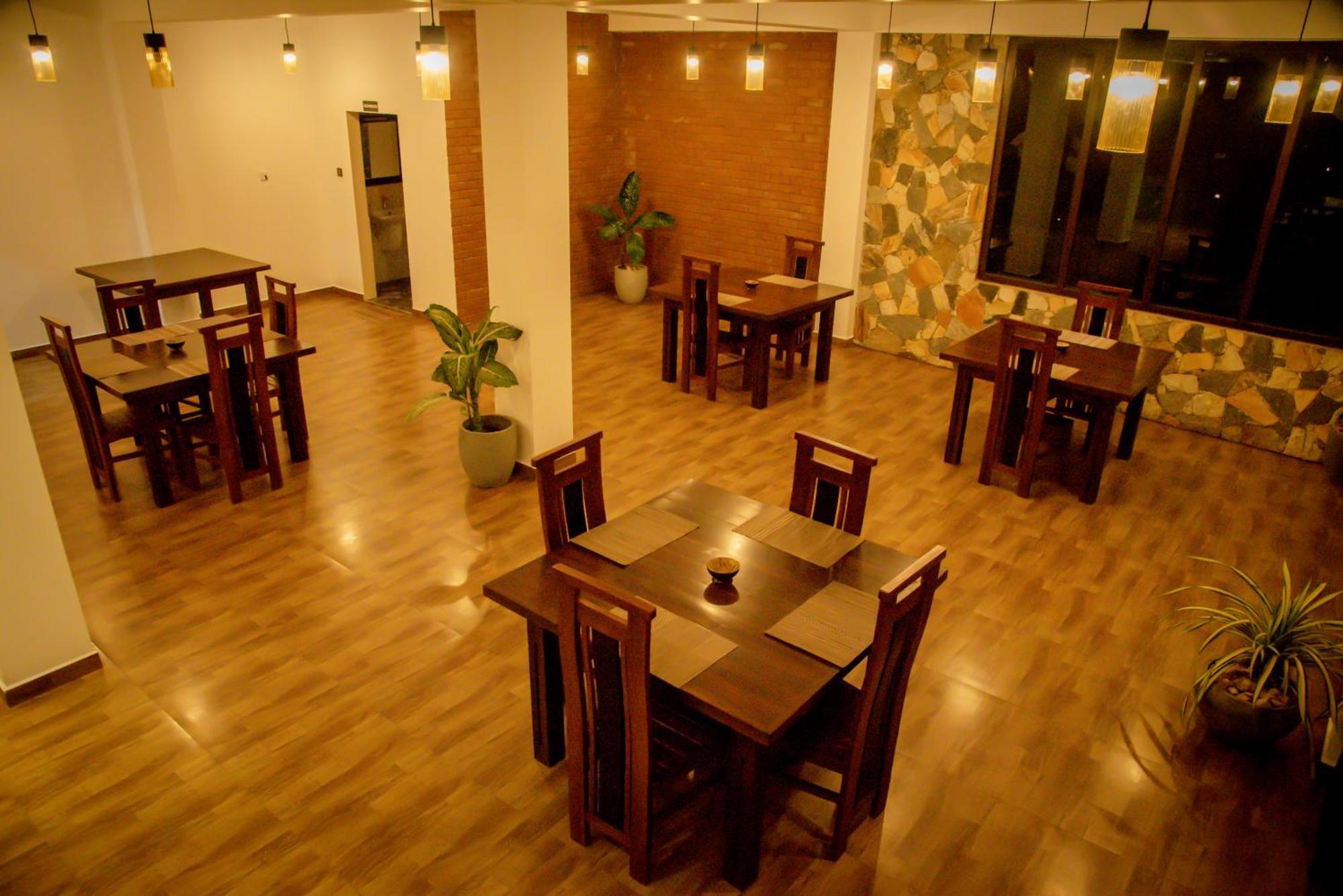 Ever Breeze Ella Hotel Dış mekan fotoğraf