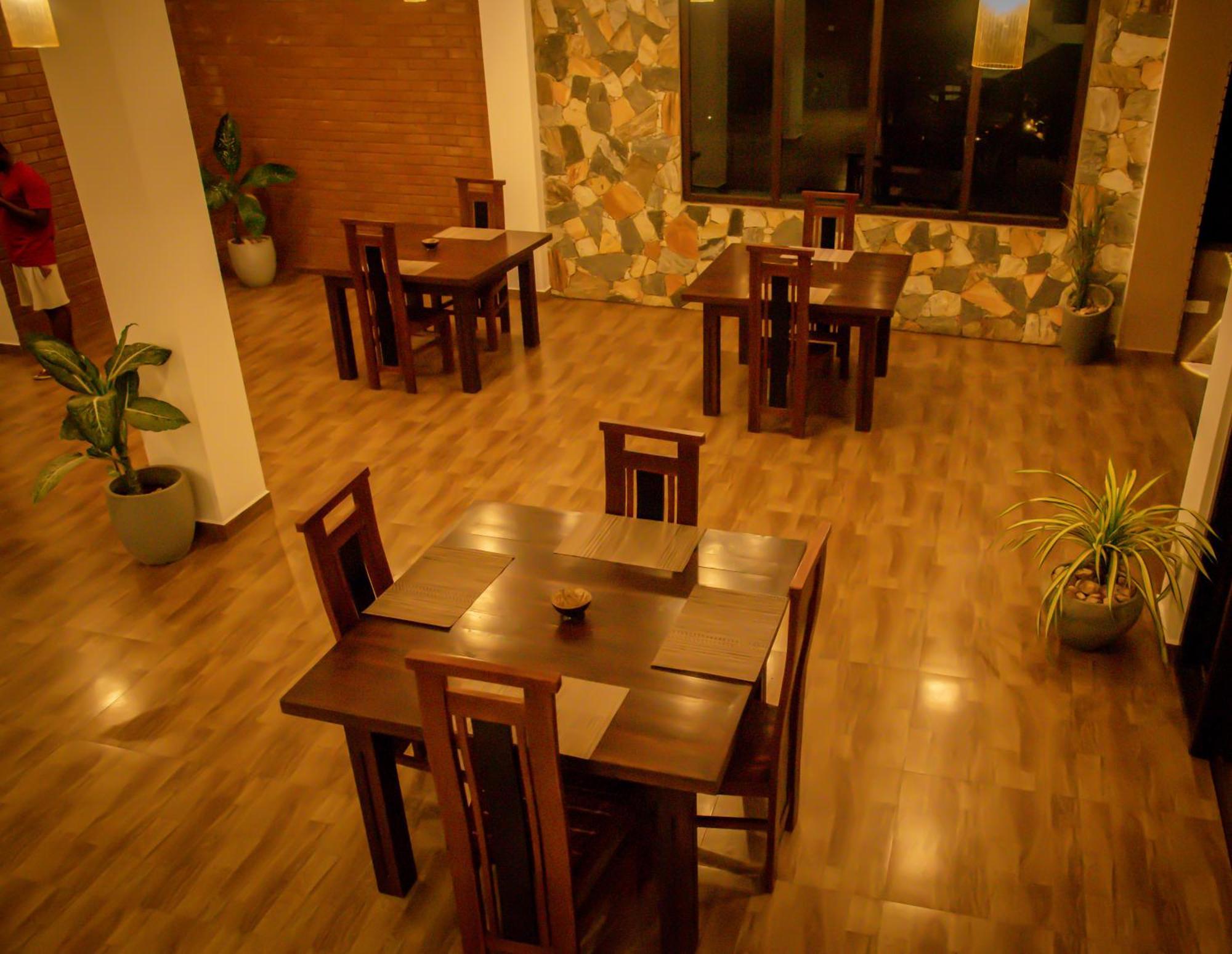 Ever Breeze Ella Hotel Dış mekan fotoğraf
